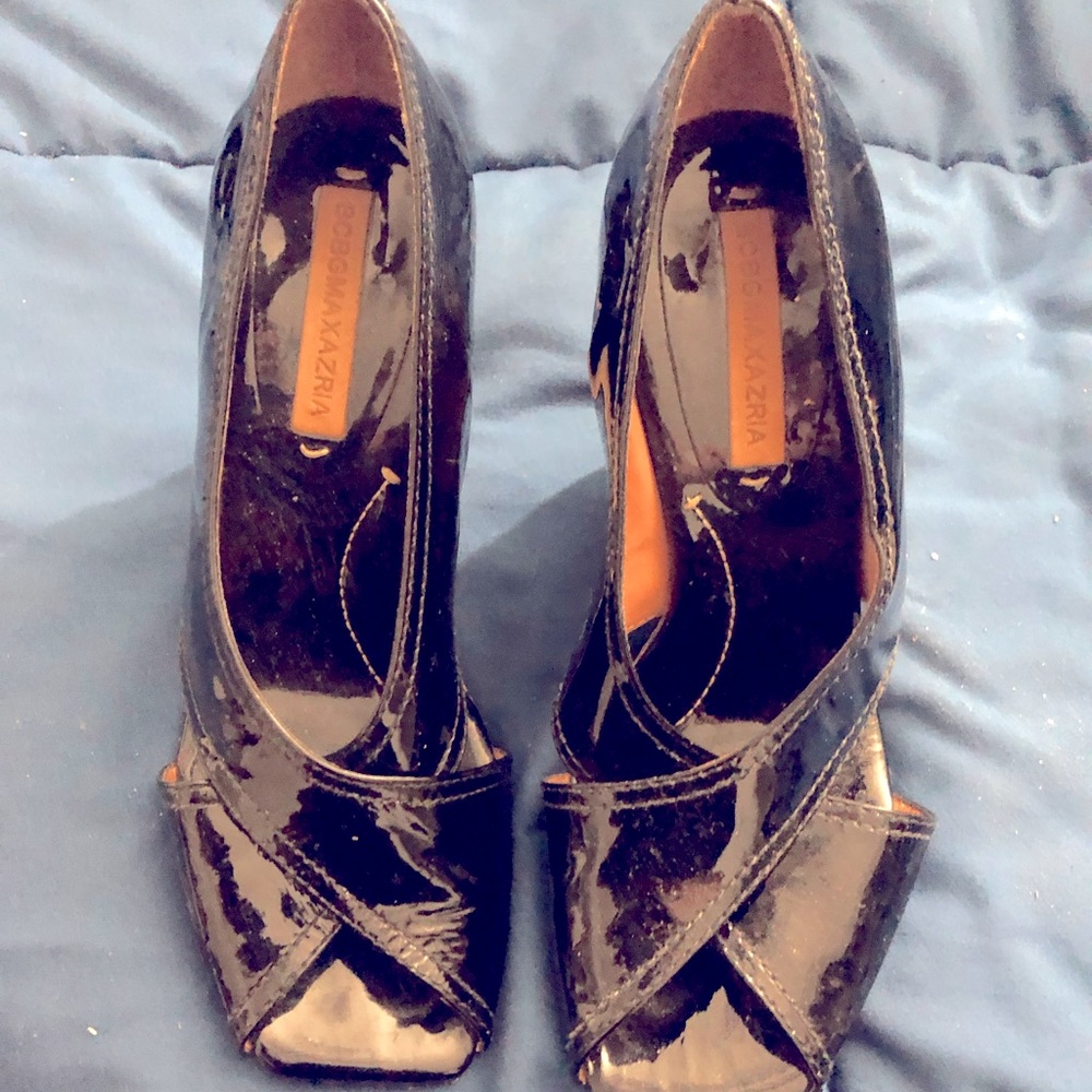 BCBG 4” wedges